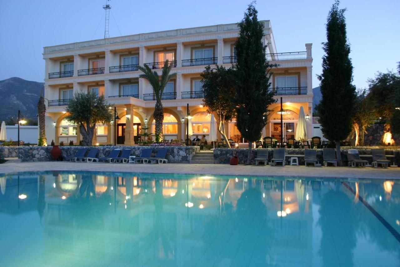 Altinkaya Holiday Resort Kyrenia  Exterior foto